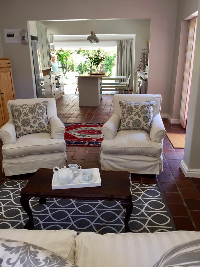 Acorn Cottage Hermanus Bagian luar foto